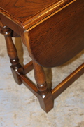 small oak drop leaf side table 